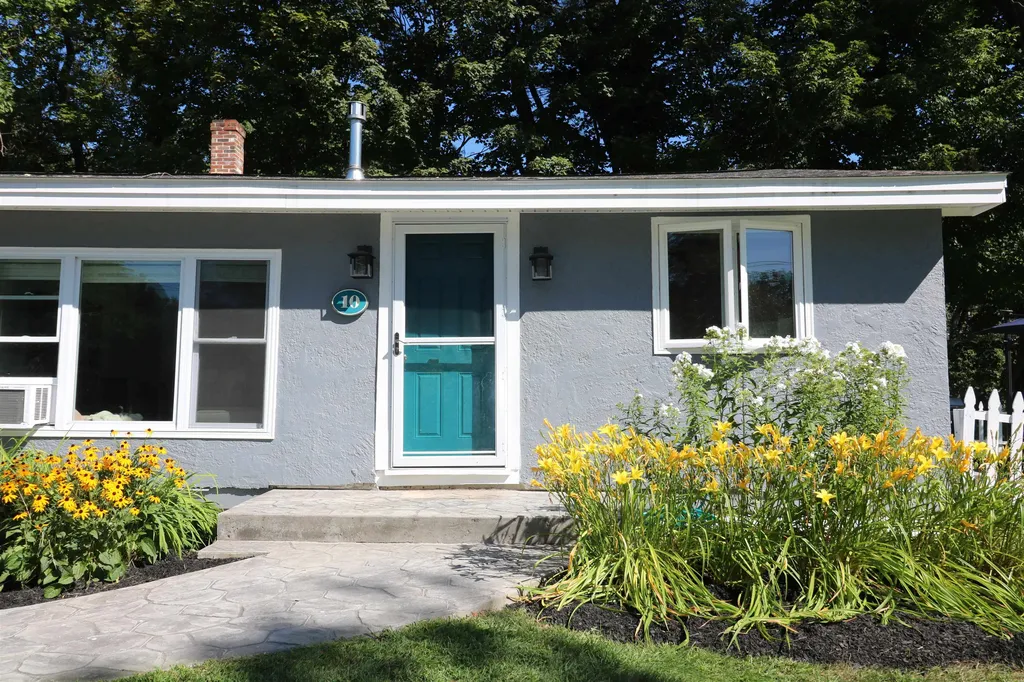 10 Fletcher Drive Jaffrey NH 03452