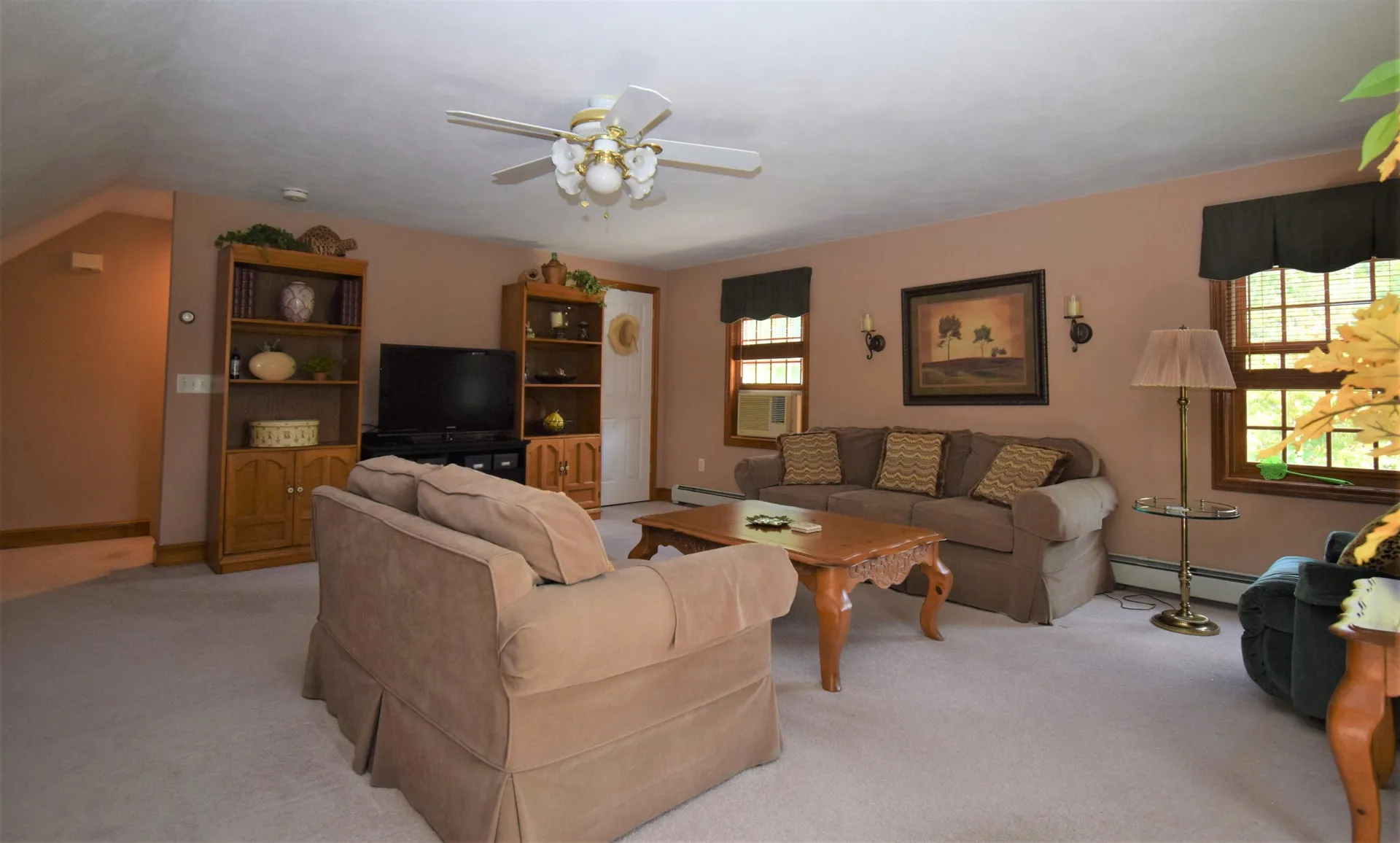 27 Exeter Road Kingston NH 03848