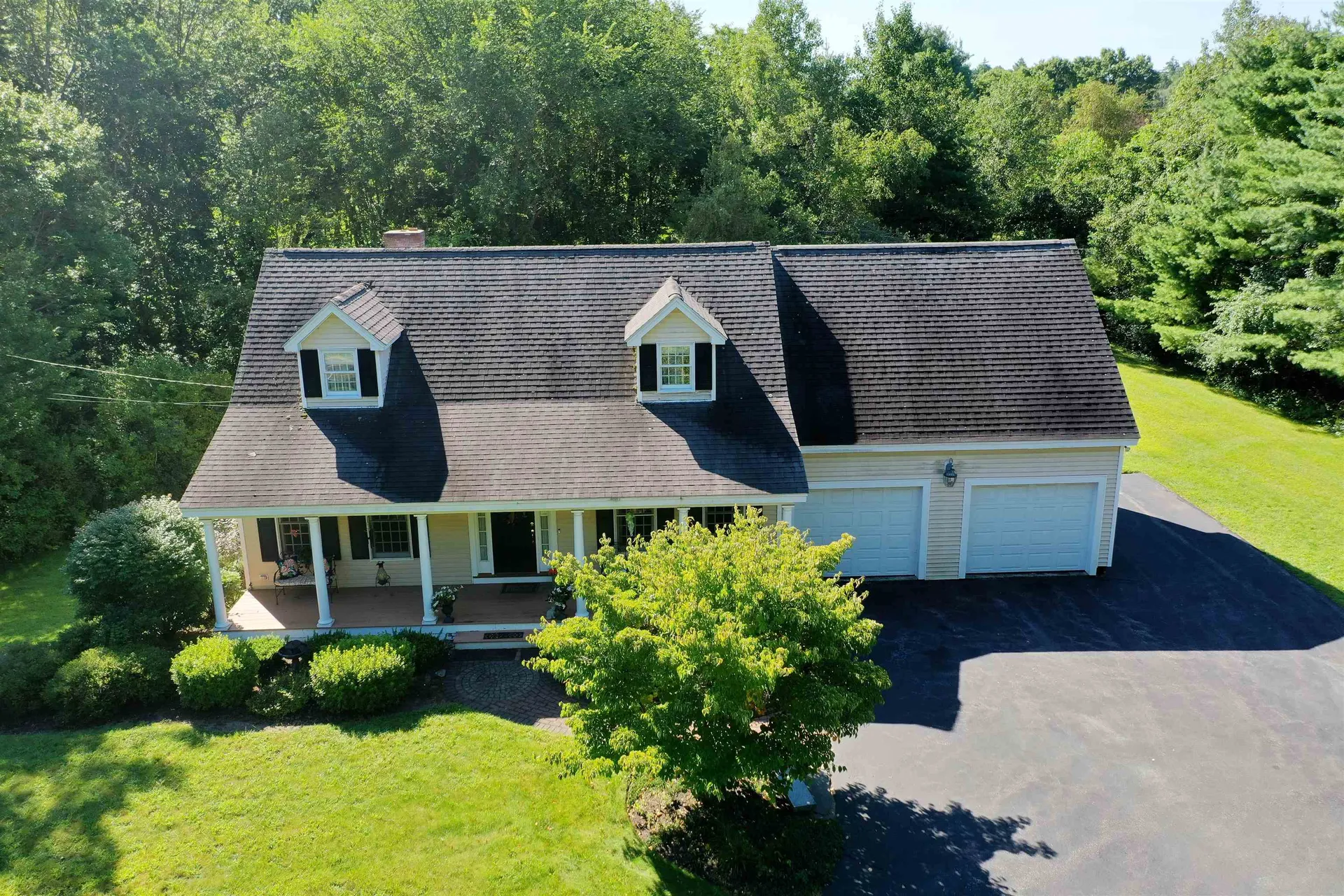 27 Exeter Road Kingston NH 03848