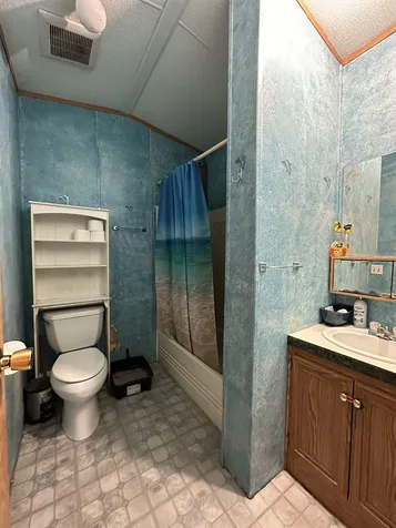 24 Avery Circle Winchester NH 03470