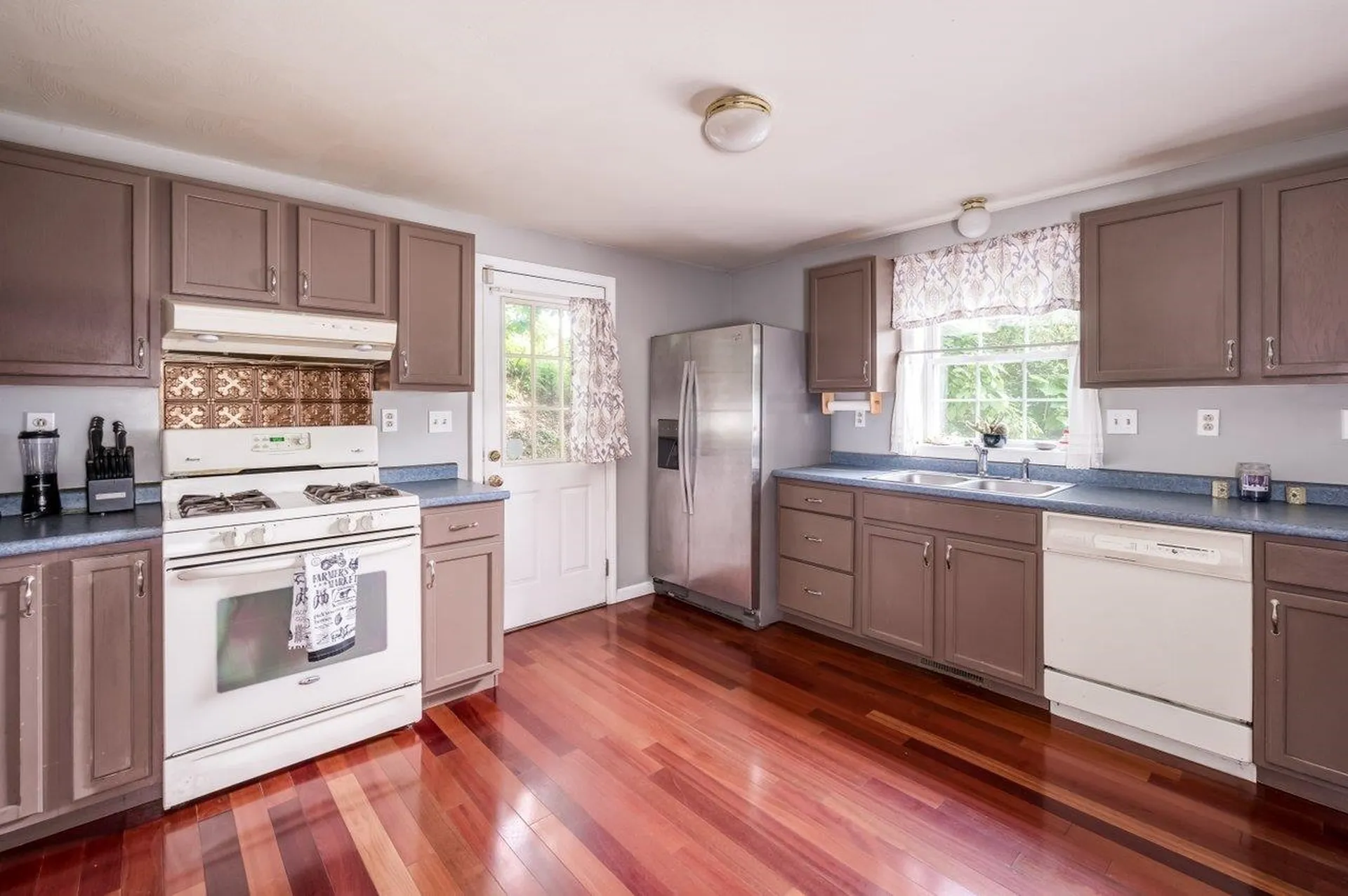 15 North Intervale Street Nashua NH 03064