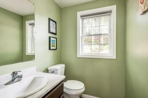 15 North Intervale Street Nashua NH 03064