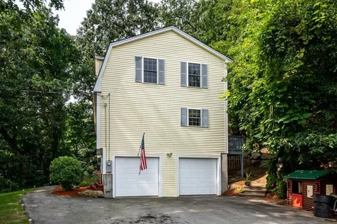 15 North Intervale Street Nashua NH 03064