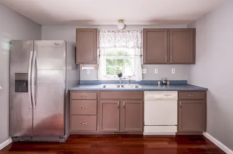 15 North Intervale Street Nashua NH 03064