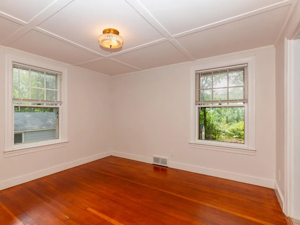 119 Forrest Street Plaistow NH 03865
