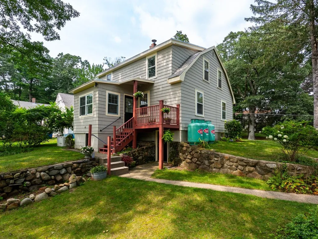 119 Forrest Street Plaistow NH 03865