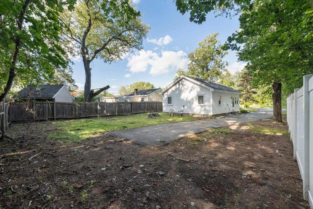 8 Drew Street Concord NH 03301