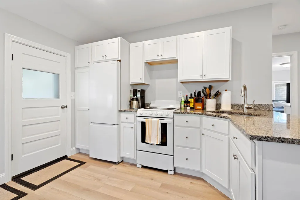 8 Drew Street Concord NH 03301
