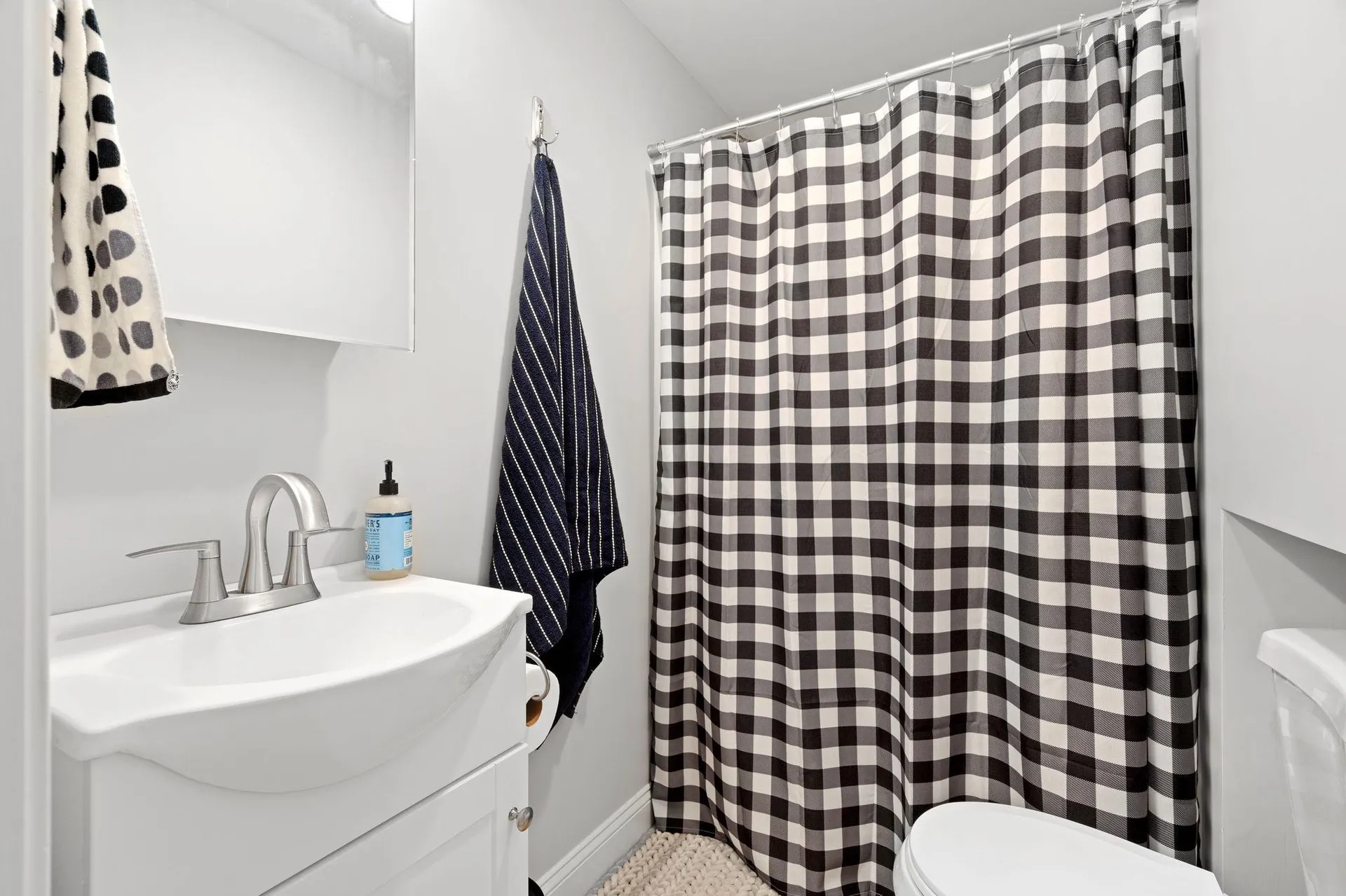 8 Drew Street Concord NH 03301