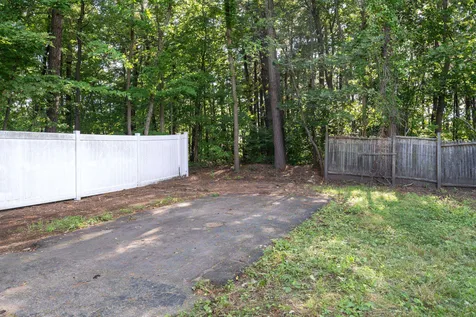 8 Drew Street Concord NH 03301