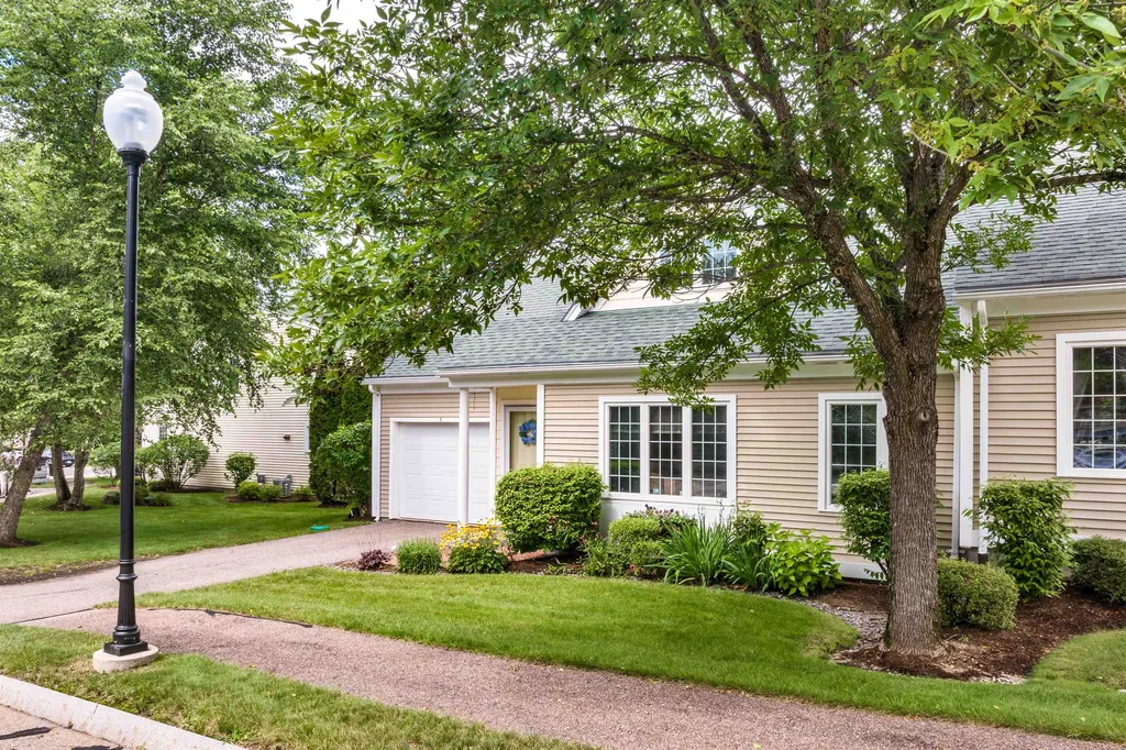 5 Emily Circle Meredith NH 03253