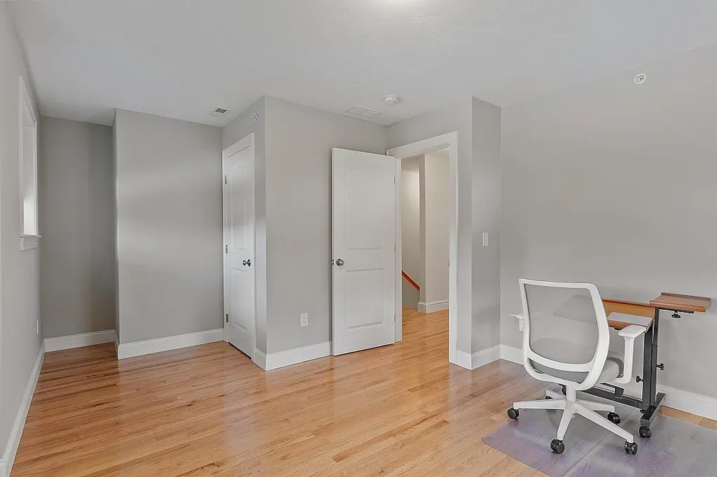 18 Chianti Drive Salem NH 03079