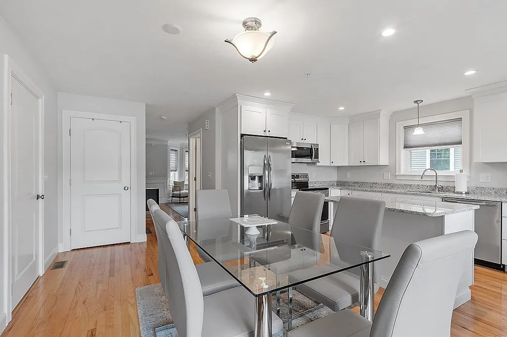 18 Chianti Drive Salem NH 03079