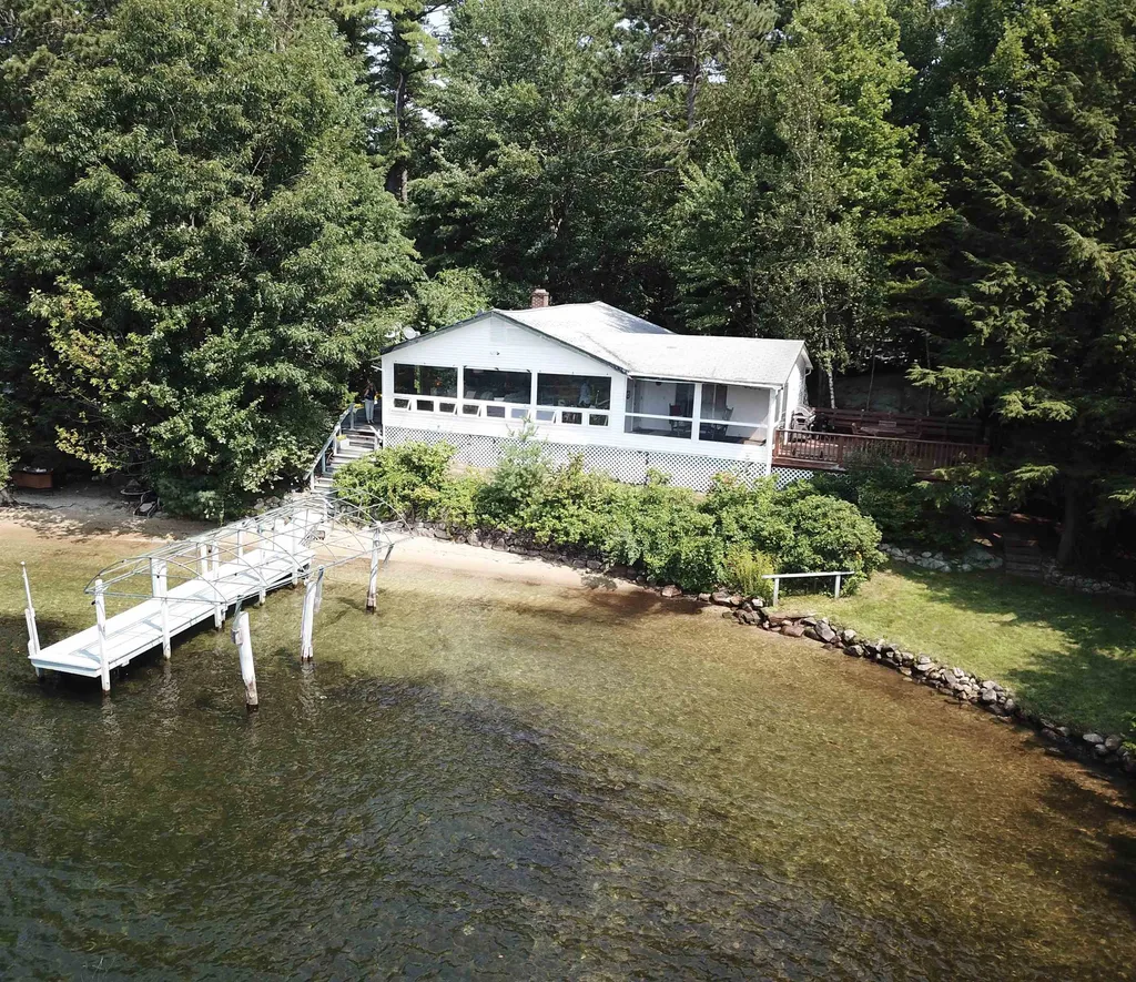 9 Spindle Point Road Meredith NH 03253