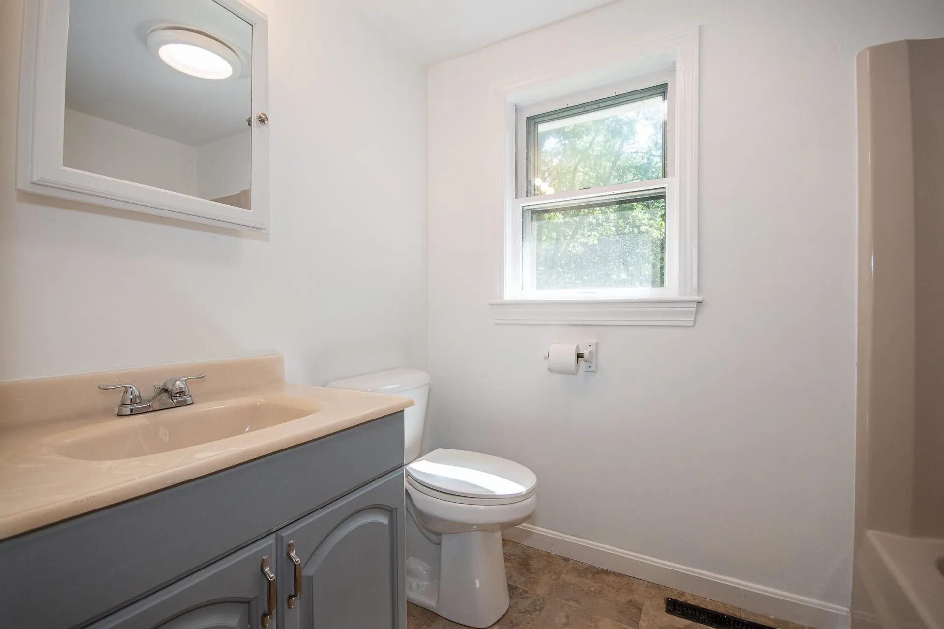 12 Mandela Drive Rochester NH 03868