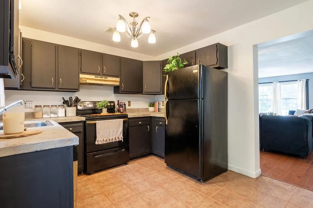 41 Woodland Green Estate Rochester NH 03868
