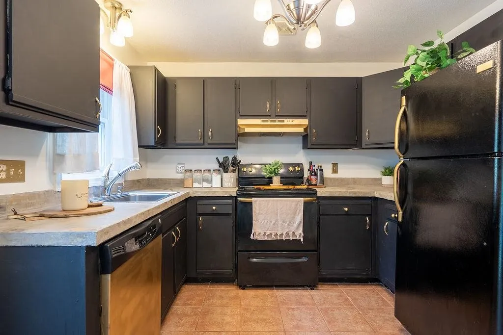 41 Woodland Green Estate Rochester NH 03868
