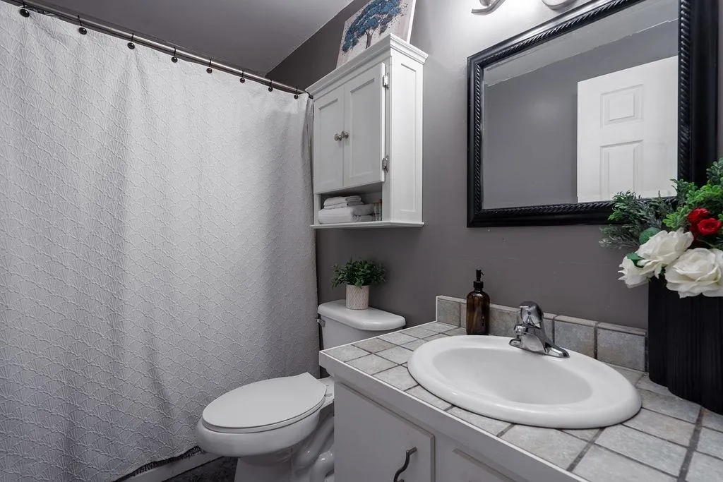 41 Woodland Green Estate Rochester NH 03868