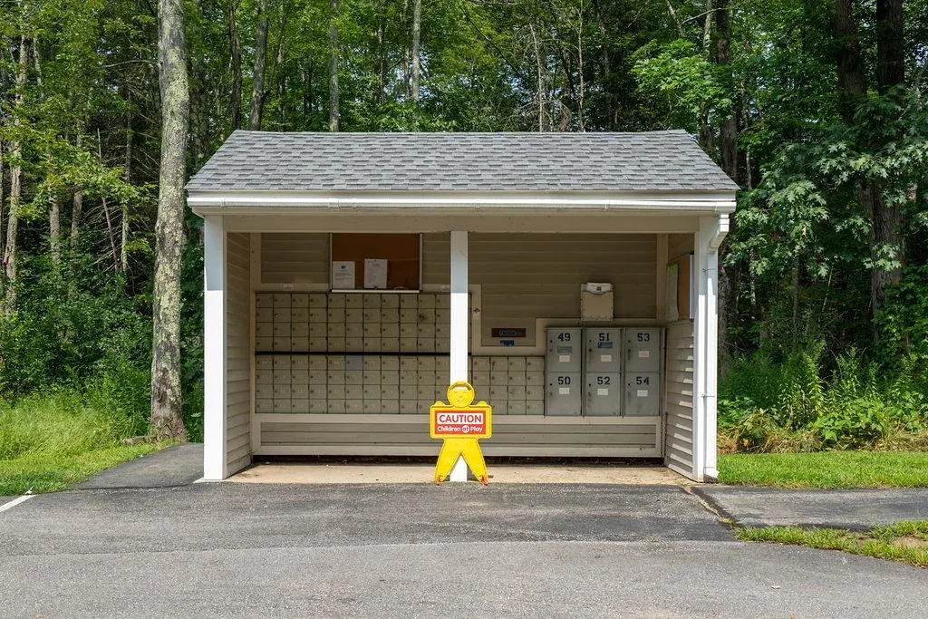 41 Woodland Green Estate Rochester NH 03868