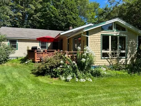 131 Old Stage Road Brookfield VT 05036