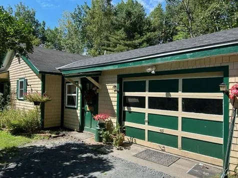 131 Old Stage Road Brookfield VT 05036