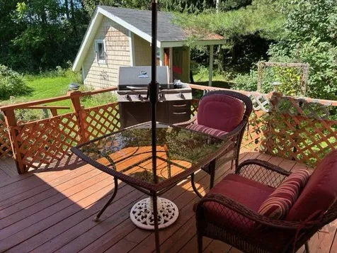131 Old Stage Road Brookfield VT 05036