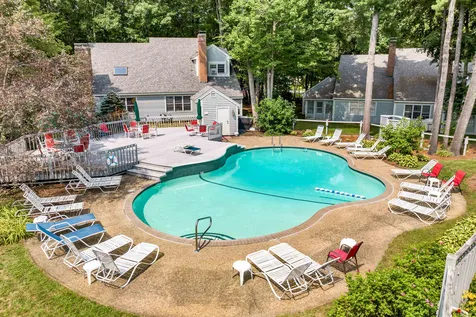 21 Golf View Laconia NH 03246