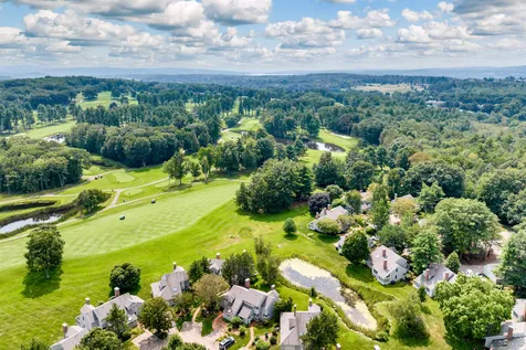21 Golf View Laconia NH 03246