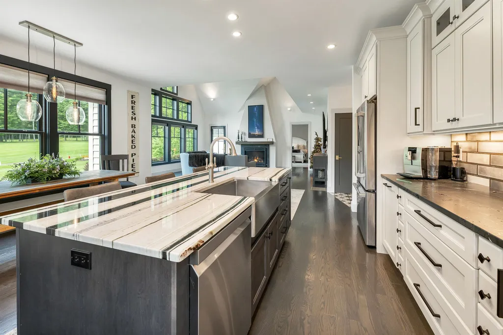 61 Fairway Drive Hales Location NH 03860