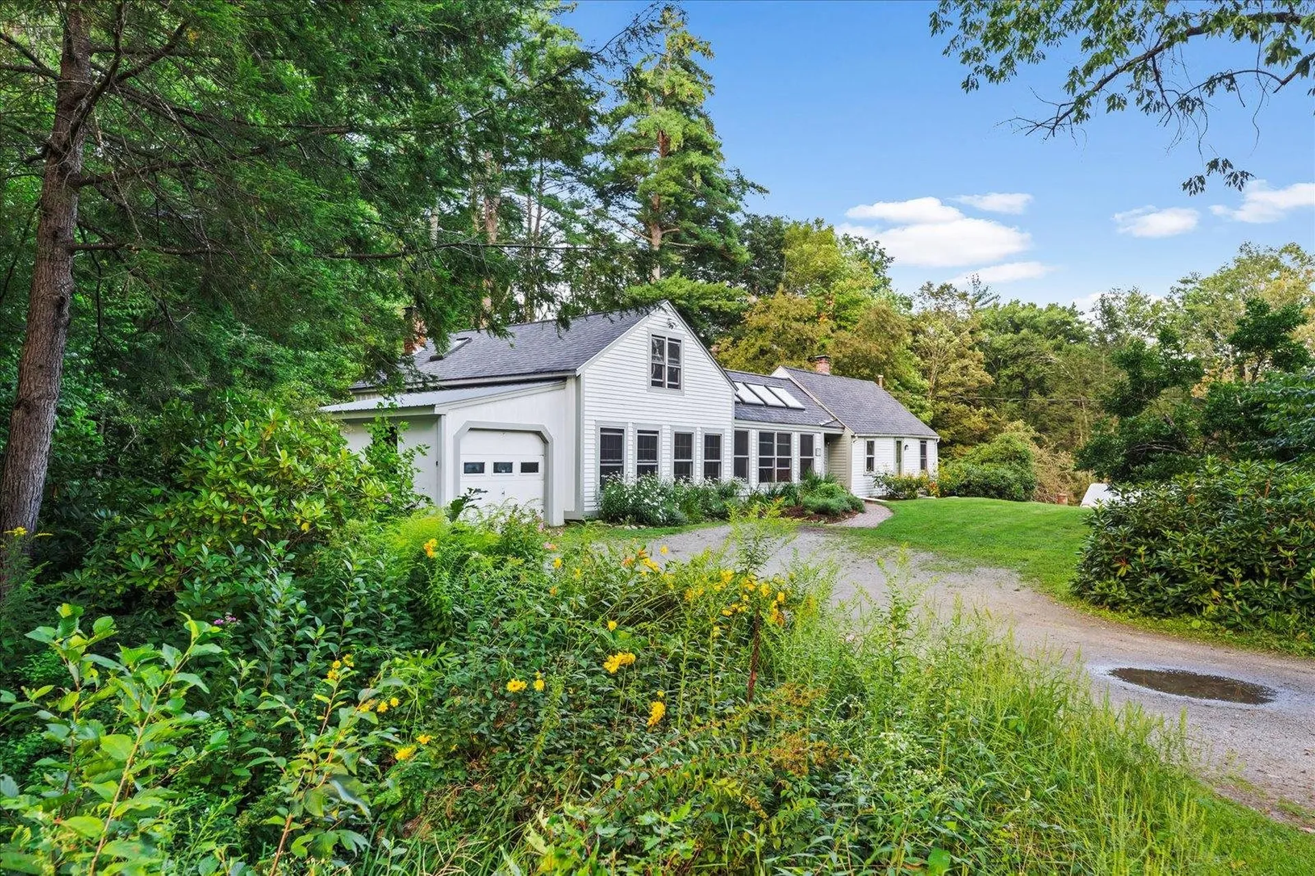 75 Old Dublin Road Hancock NH 03449