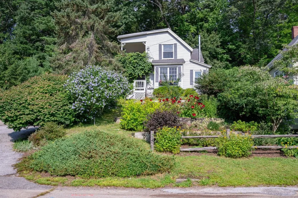141 Huntress Street Manchester NH 03102