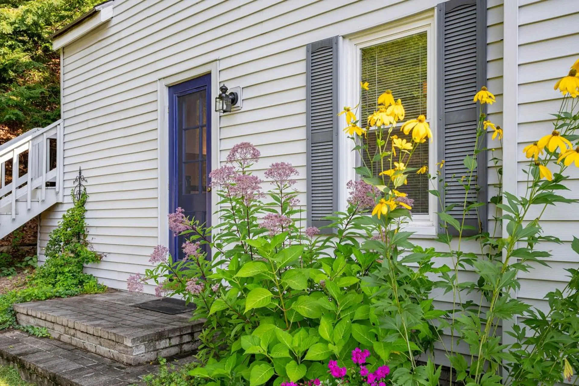 141 Huntress Street Manchester NH 03102