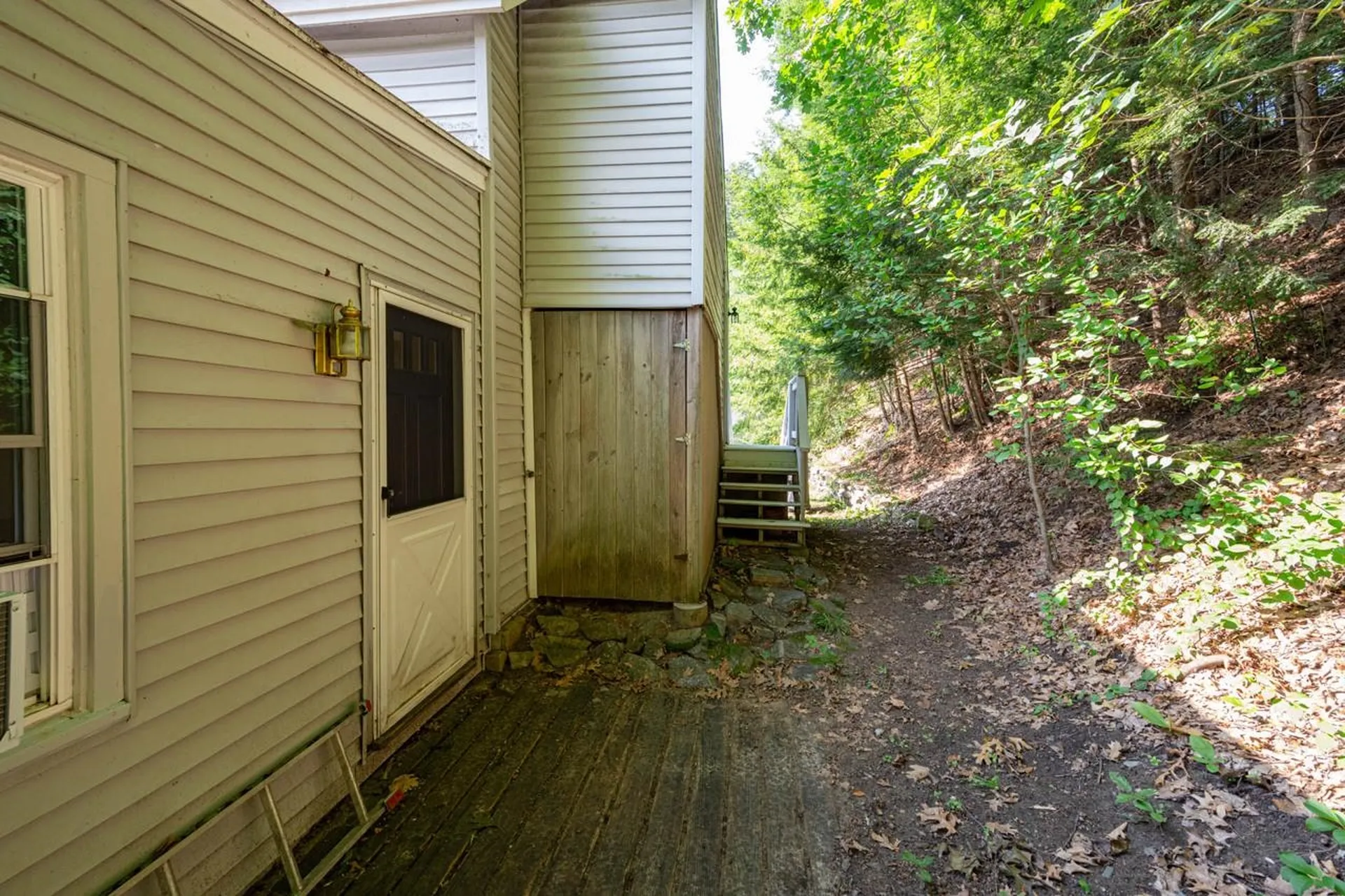 141 Huntress Street Manchester NH 03102