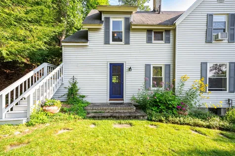 141 Huntress Street Manchester NH 03102