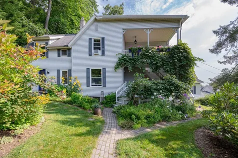 141 Huntress Street Manchester NH 03102