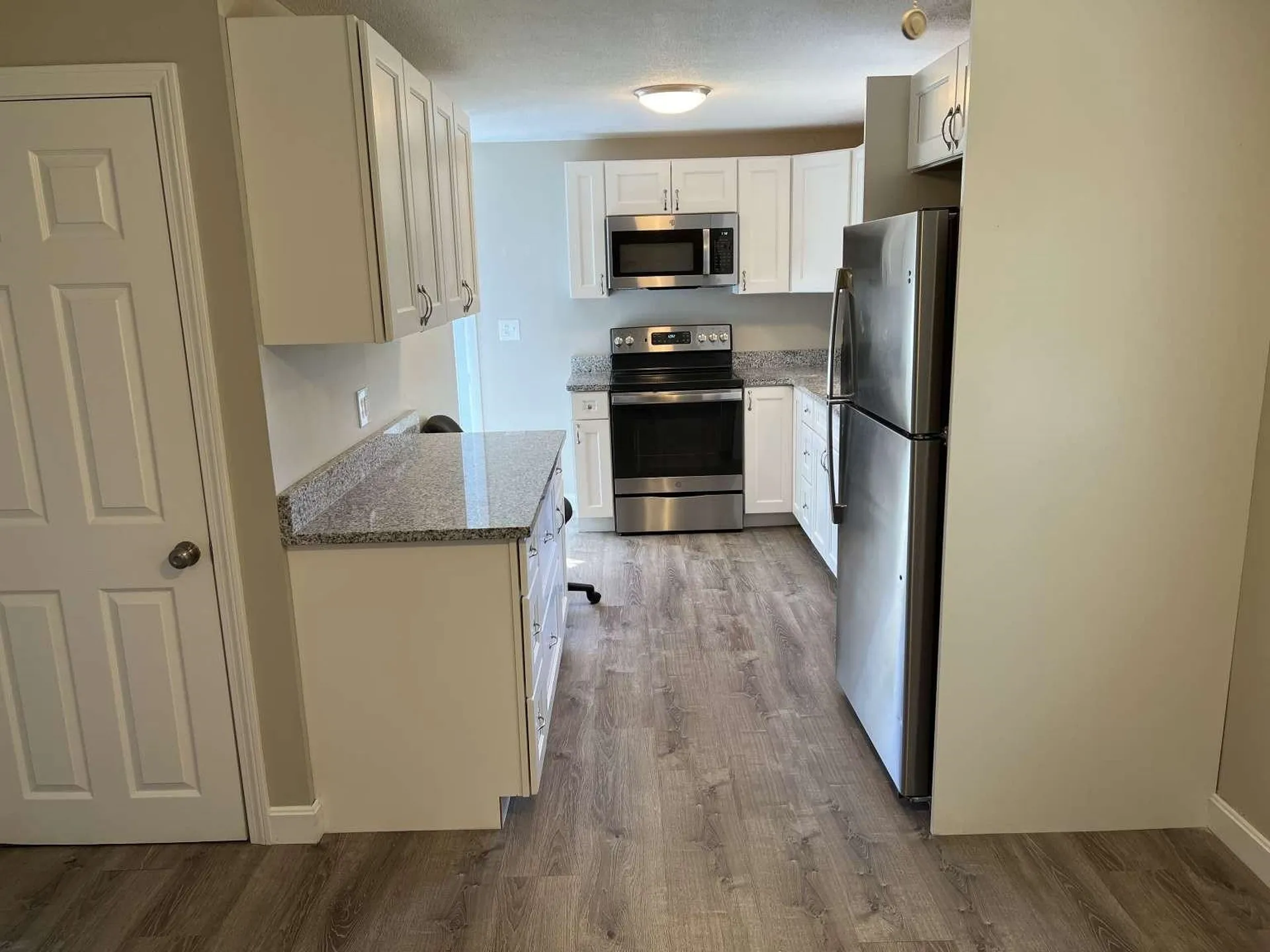 29 Henderson Circle Salem NH 03079