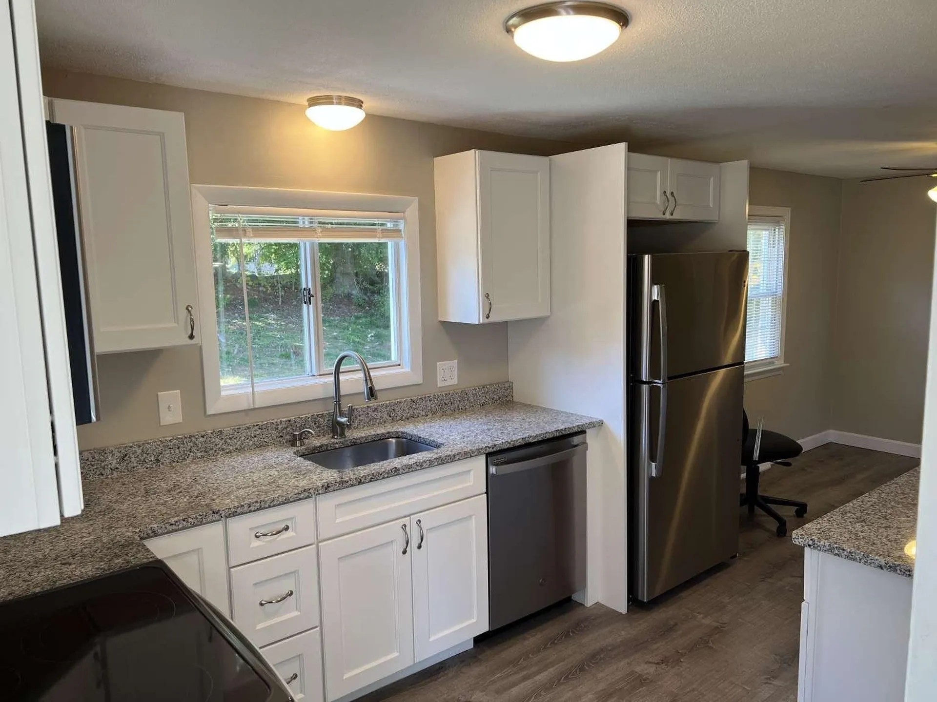 29 Henderson Circle Salem NH 03079