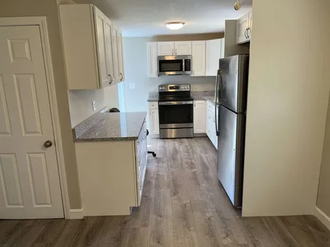 29 Henderson Circle Salem NH 03079