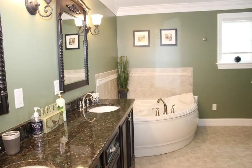 56 East Side Drive Alton NH 03810