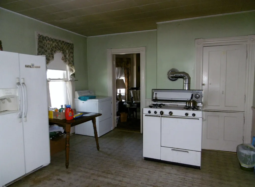 292 Grove Street Manchester NH 03103