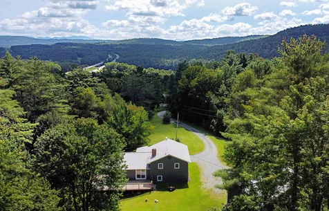 6995 Vt Route 18 Waterford VT 05819