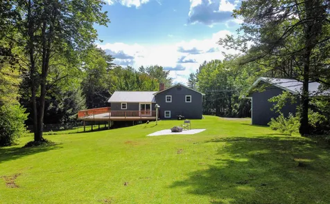 6995 Vt Route 18 Waterford VT 05819
