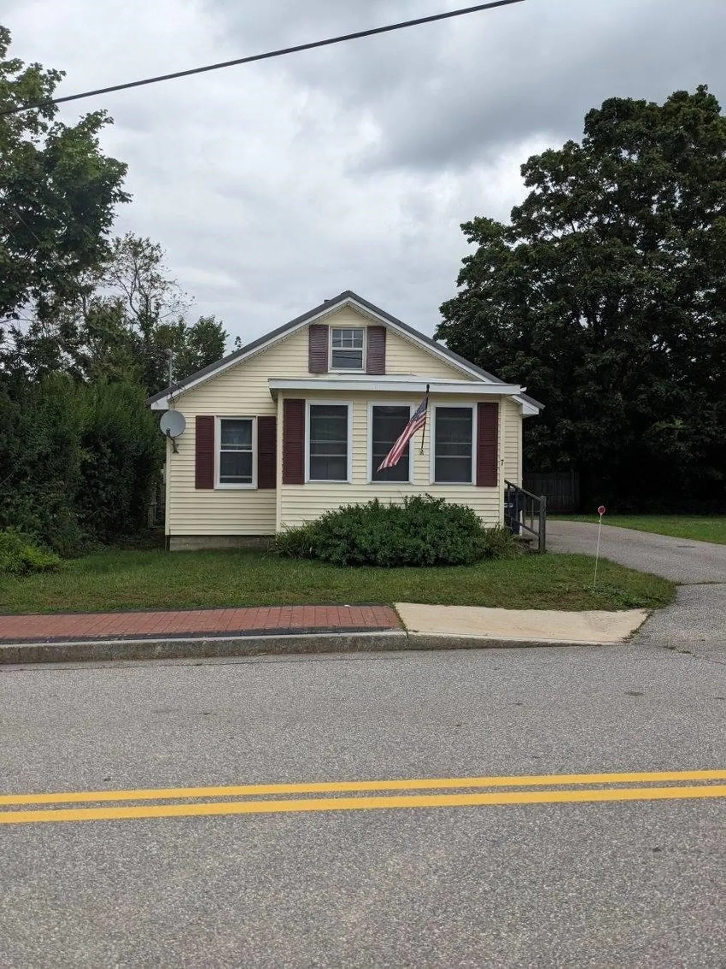 7 School Street Belmont NH 03220