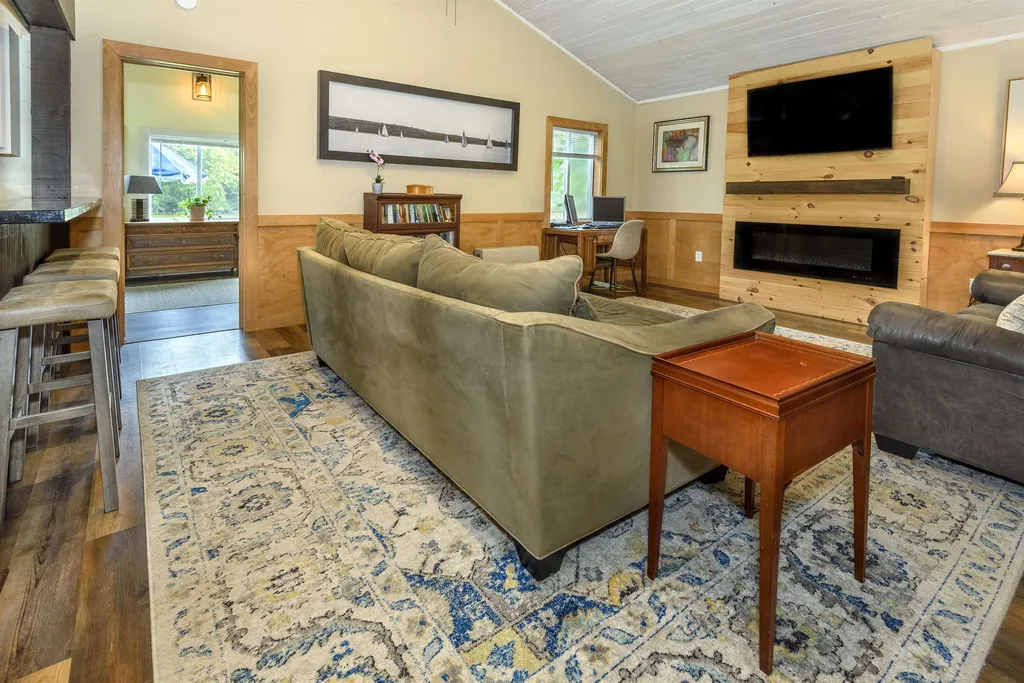 388 Sleepy Hollow Lane Ferrisburgh VT 05456