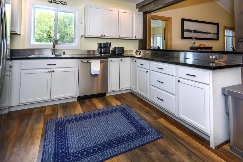 388 Sleepy Hollow Lane Ferrisburgh VT 05456