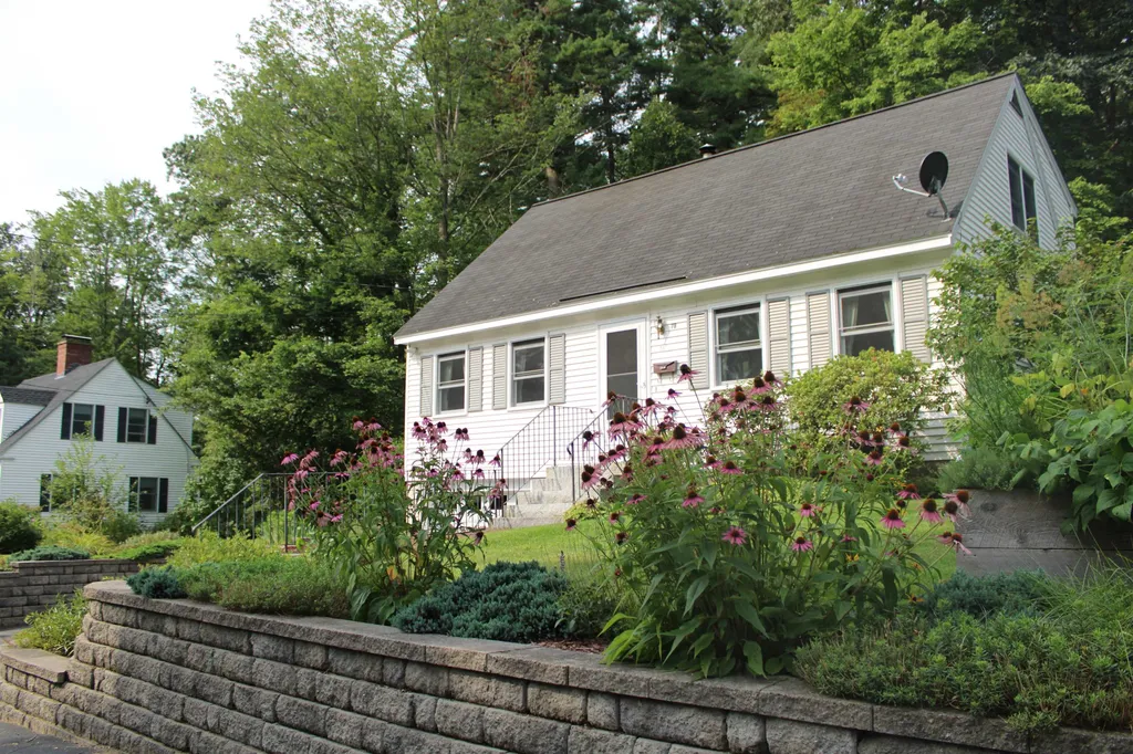 78 Summer Street Milford NH 03055