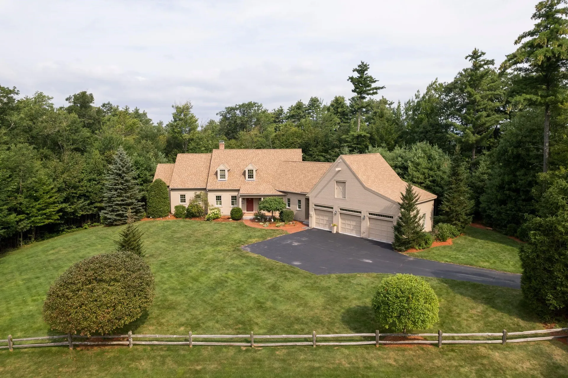 45 Snow Lane New London NH 03257
