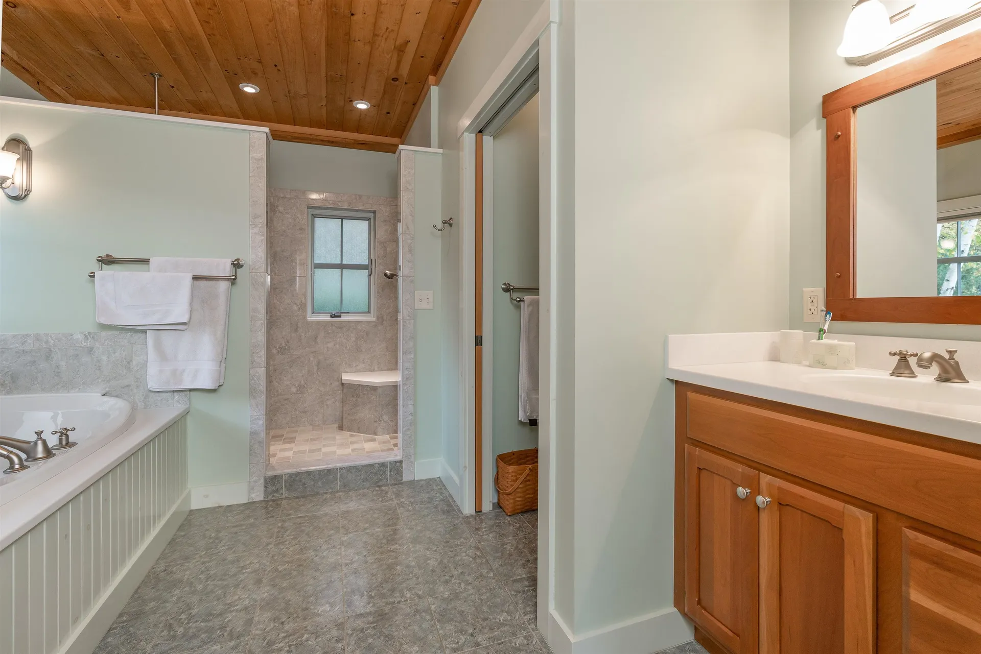 587 College Hill Road Woodstock VT 05091