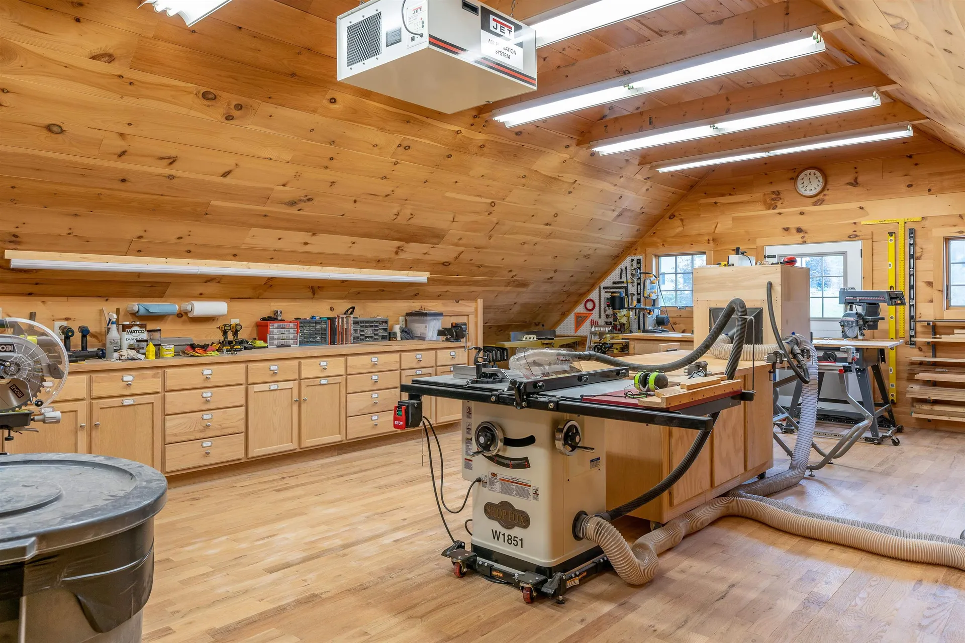 587 College Hill Road Woodstock VT 05091