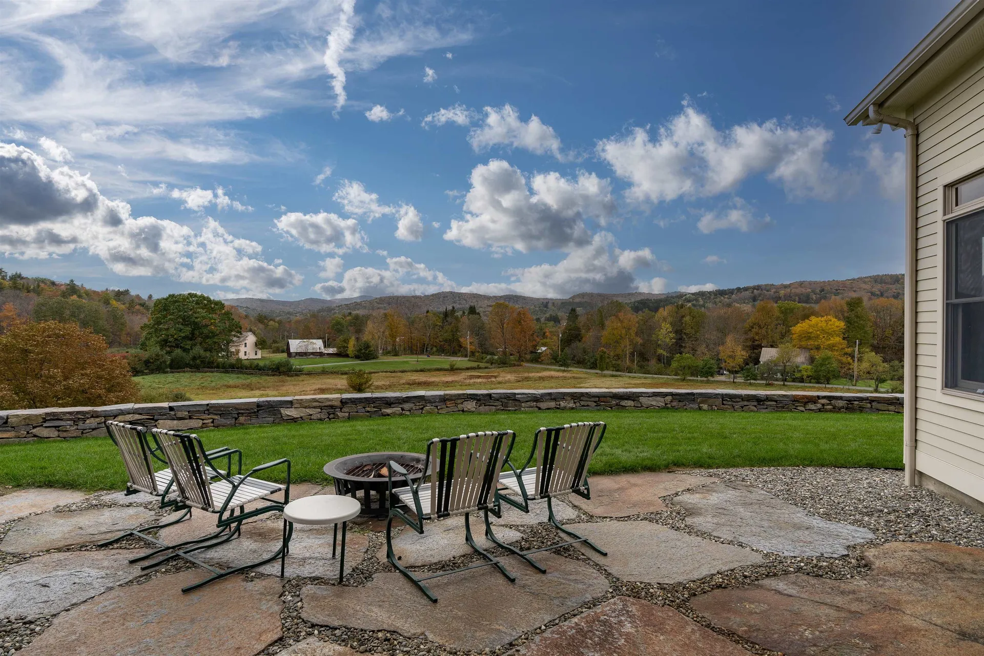 587 College Hill Road Woodstock VT 05091